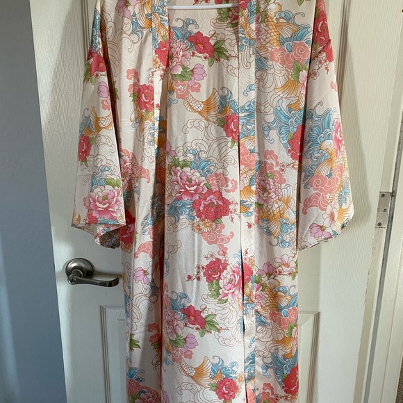 Forever 21 Floral Kimono with Pink and Cream - Picture 1 of 5